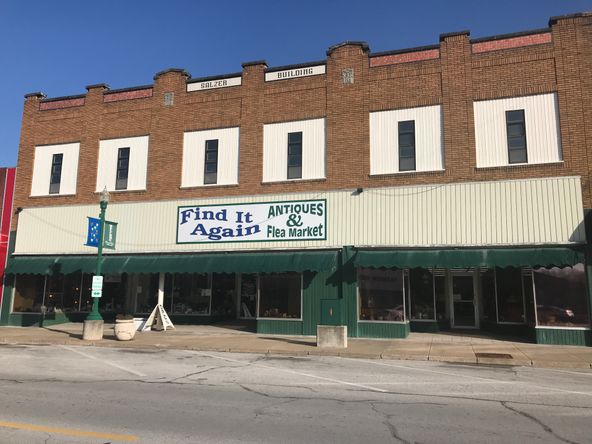 410 E Broadway St, Monett, MO 65708